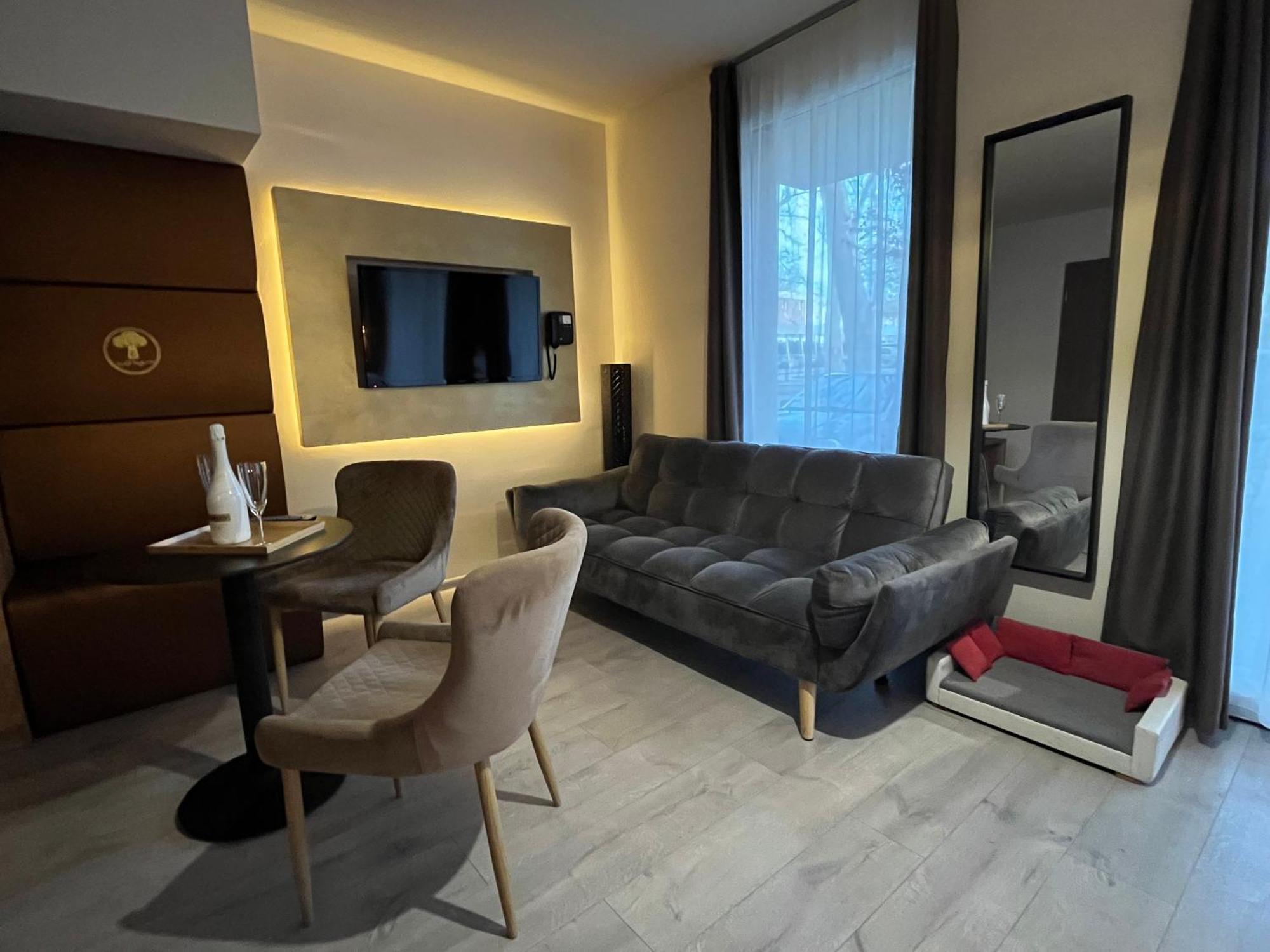 Baobab Suites Siofok Luaran gambar