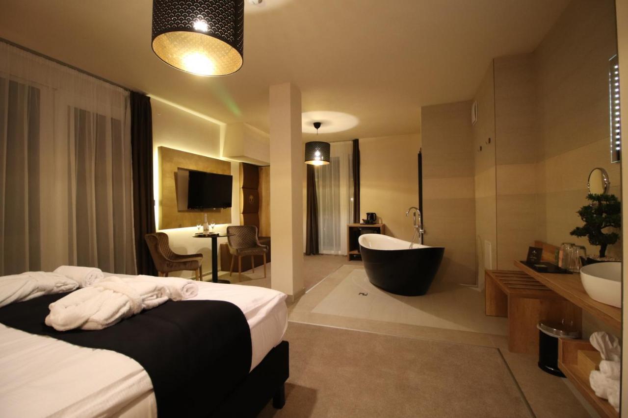 Baobab Suites Siofok Luaran gambar