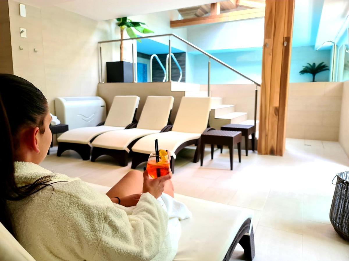 Baobab Suites Siofok Luaran gambar